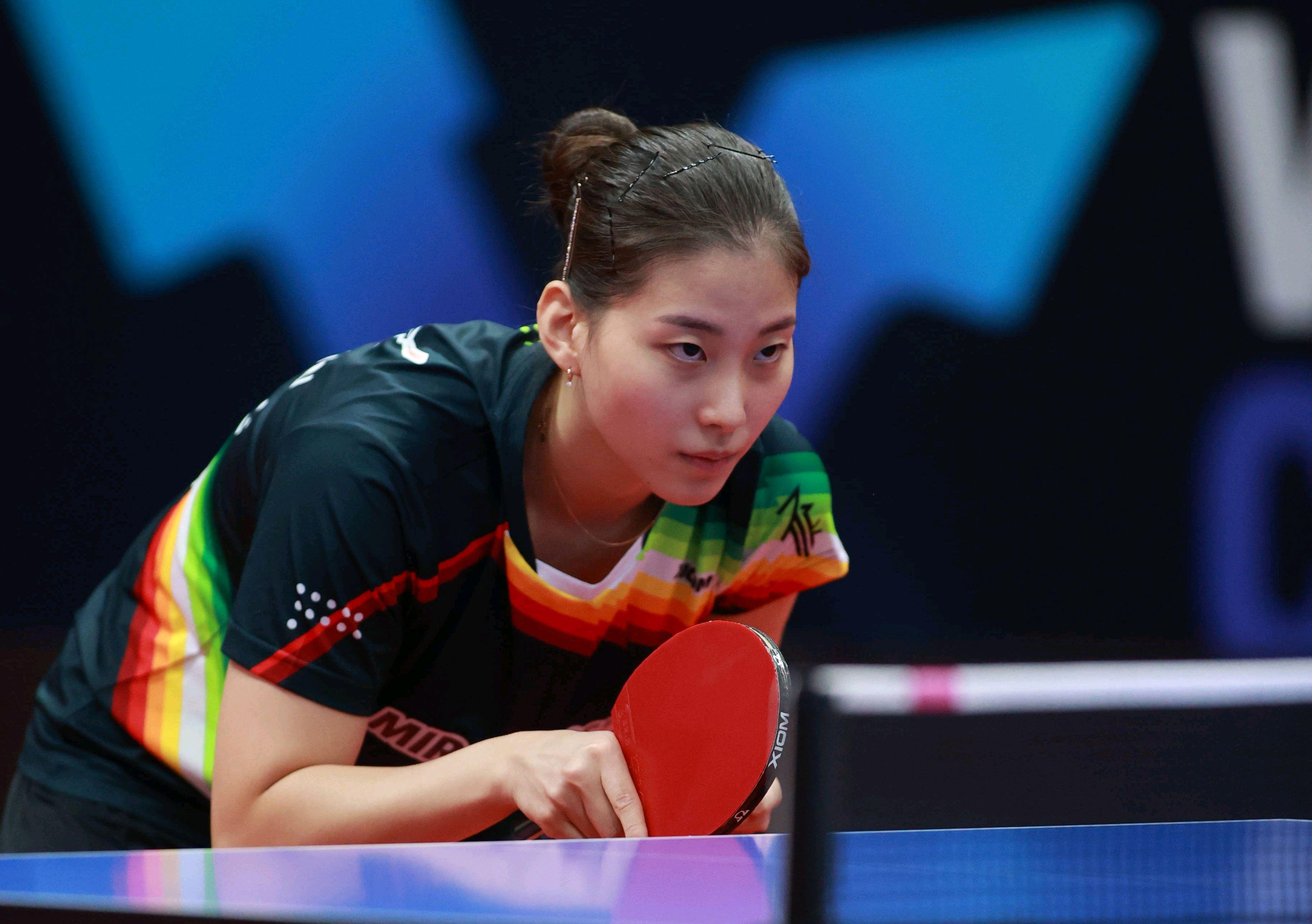 根廷在面对 根廷在面对