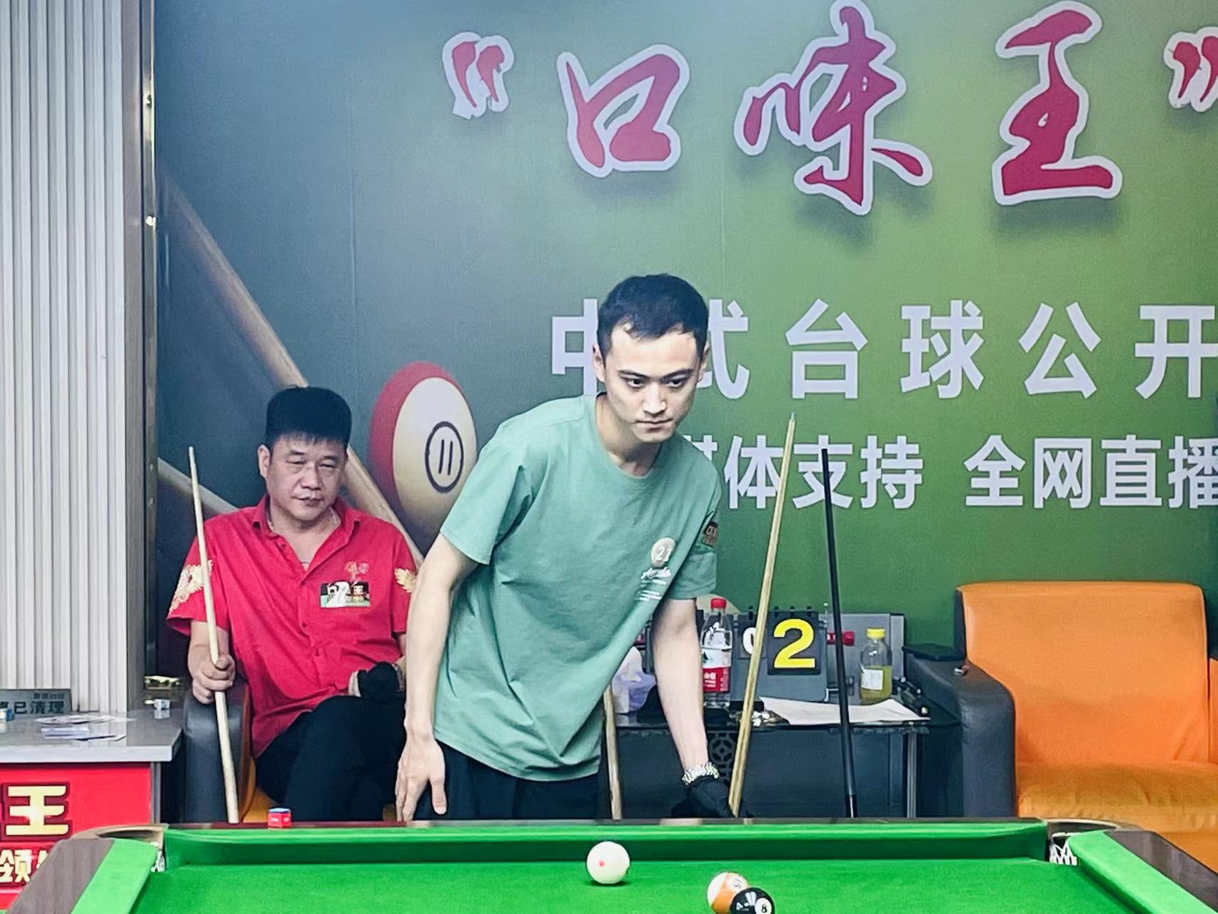 体育竞技中 体育竞技中