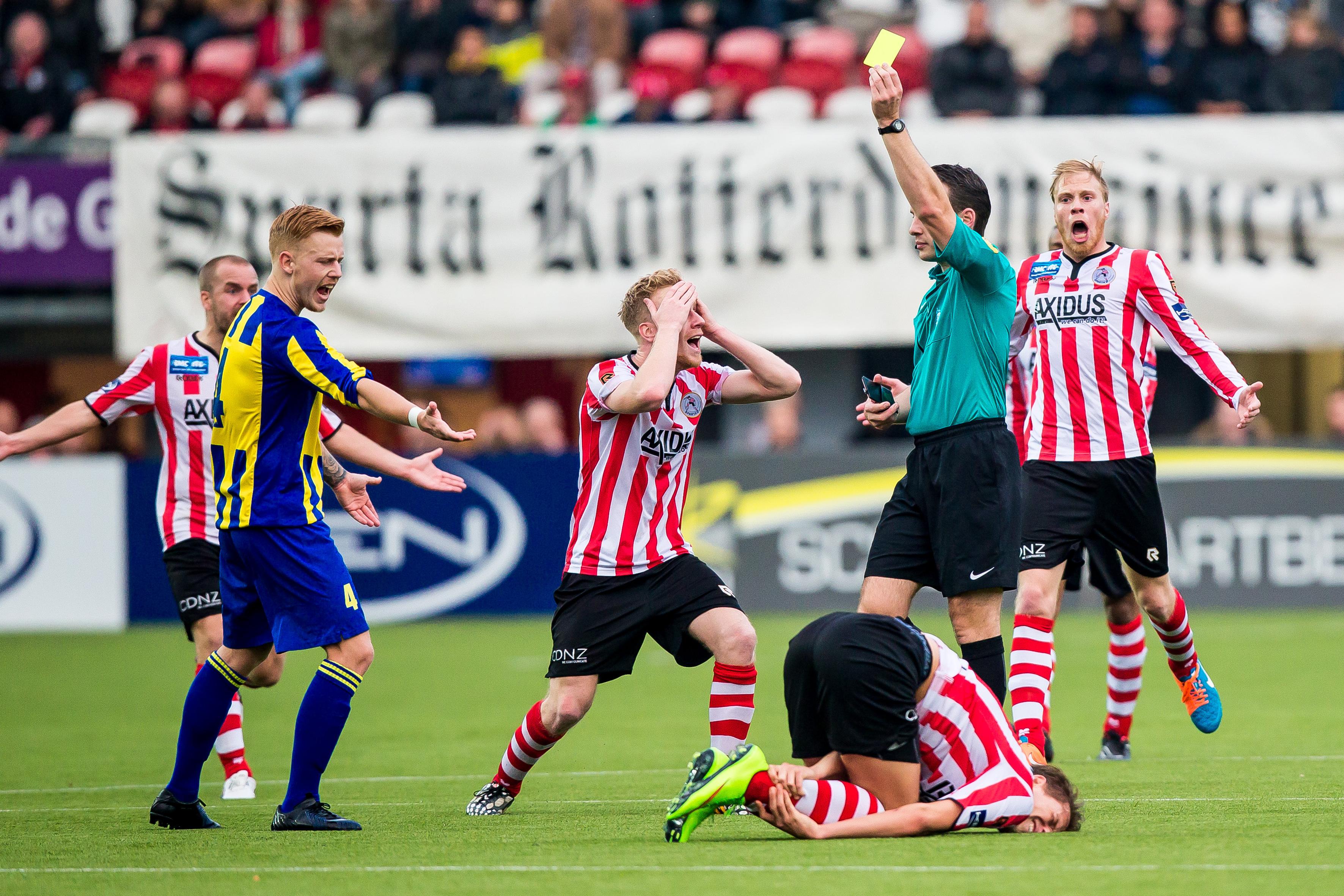 日本羽毛球公开赛：石宇奇晋级四强国羽女双