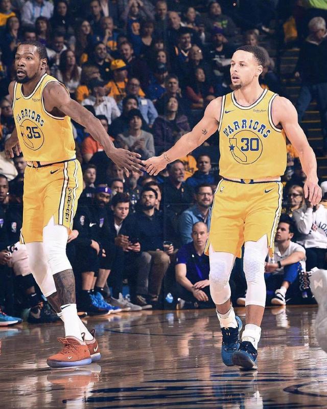 角球配合让 角球配合让